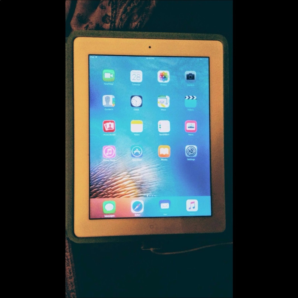 Trade bundle iPad 3 16gb reserved